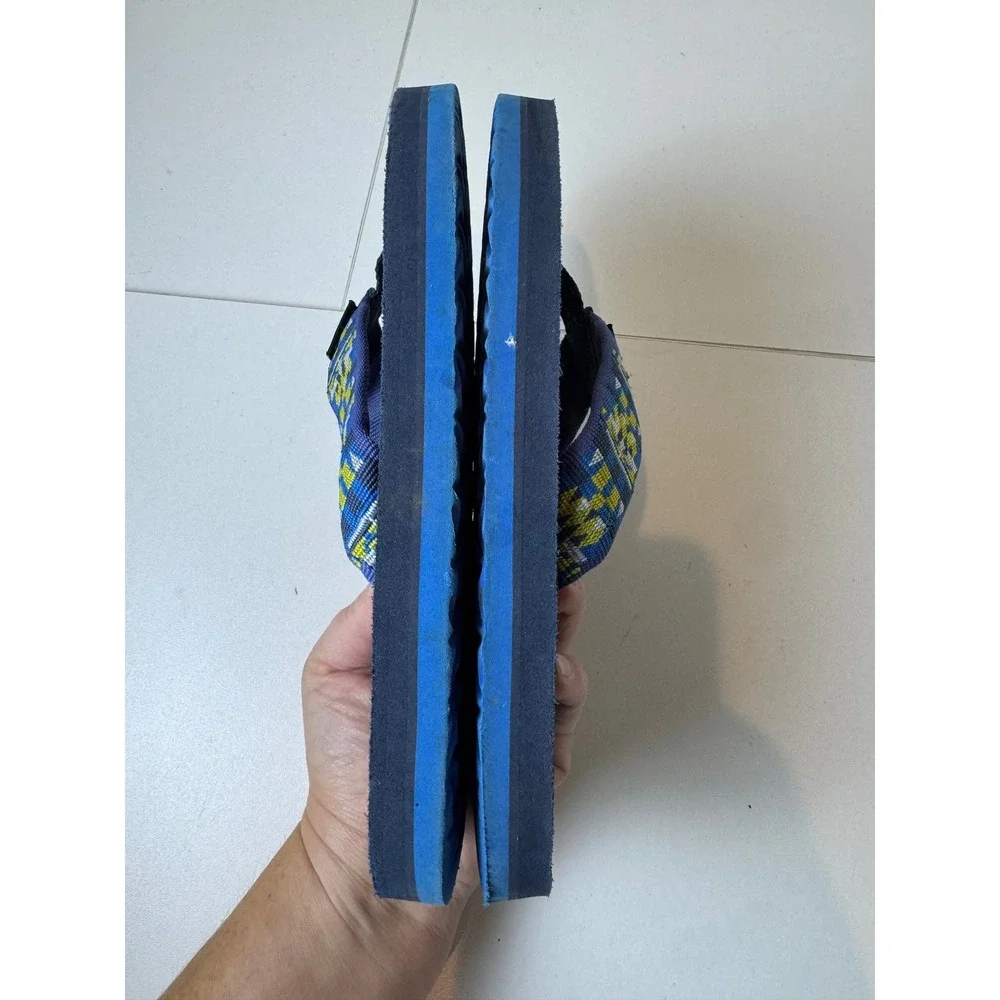Teva Mush II‎ Flip Flop Sandals Kids Size 3 Blue Geometric Pattern Gorpcore
